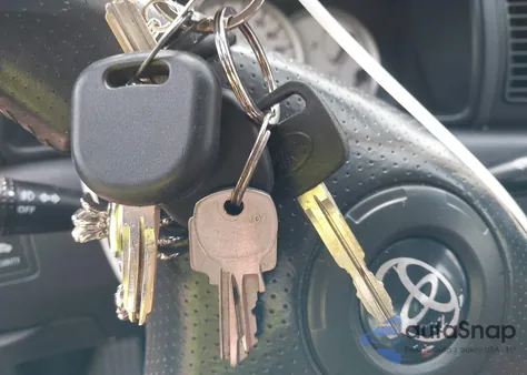 2005 Toyota Corolla S из США, поврежденный, VIN 1NXBR32E95Z523151